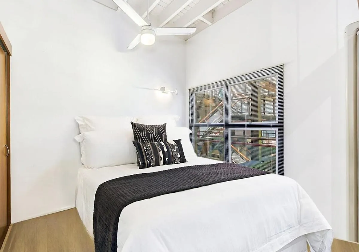 Woolstore Riverfront Apartments Teneriffe Brisbane 0*,  Austrália